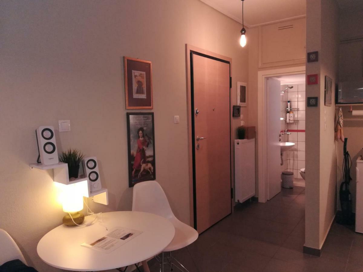 Koukaki Ideal Studio For 2 アテネ エクステリア 写真